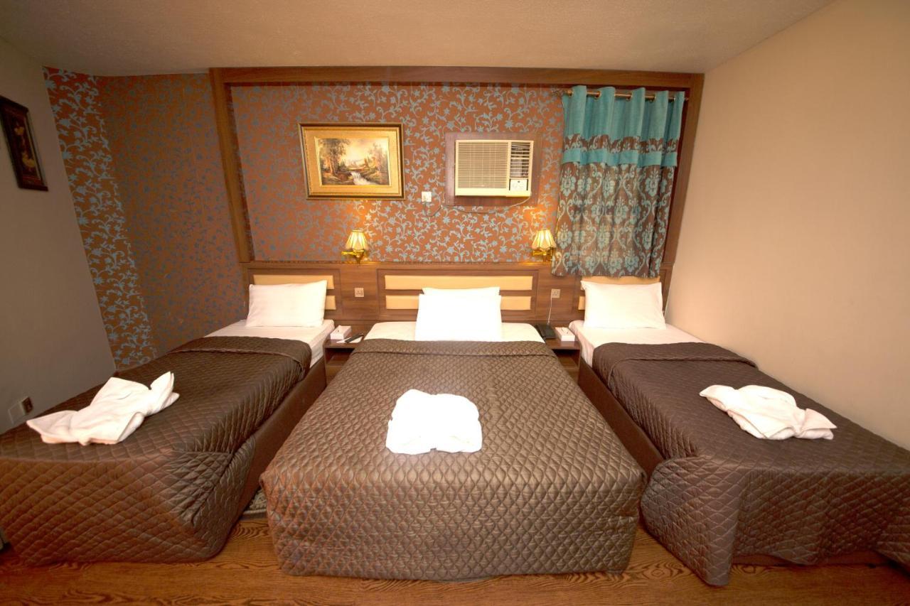 Deluxe Quadruple Room,1023912085:JPEG