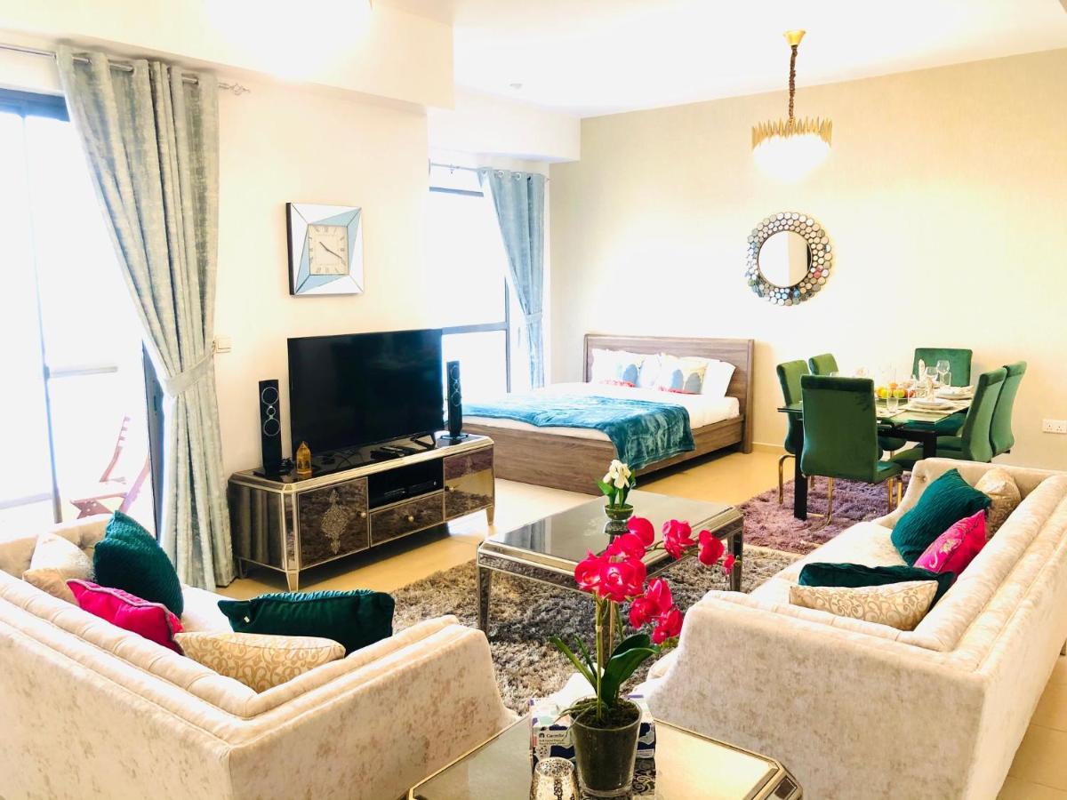 Three-Bedroom Apartment,1073478817:JPEG