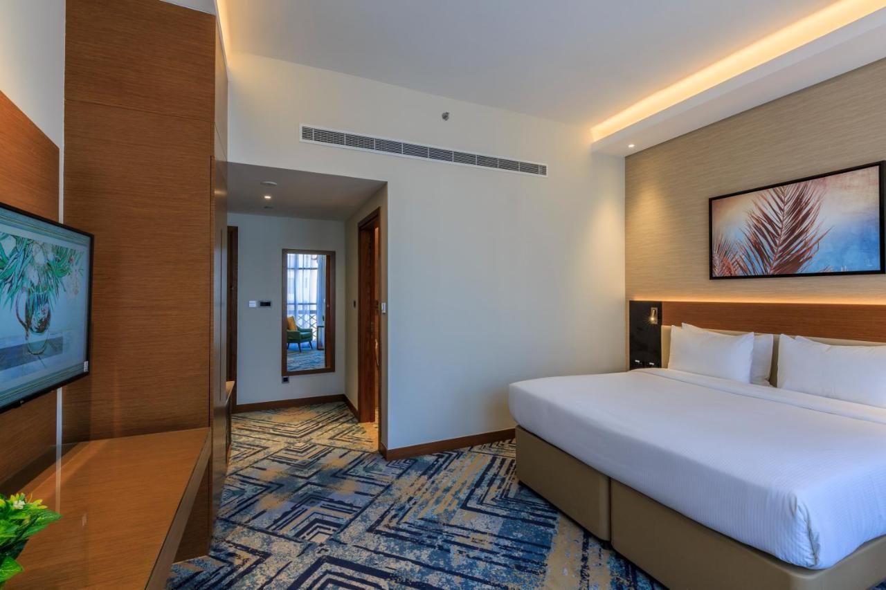 Family Room 2 Adjacent Rooms Food & Beverage excluding room dining,1135223863:JPEG