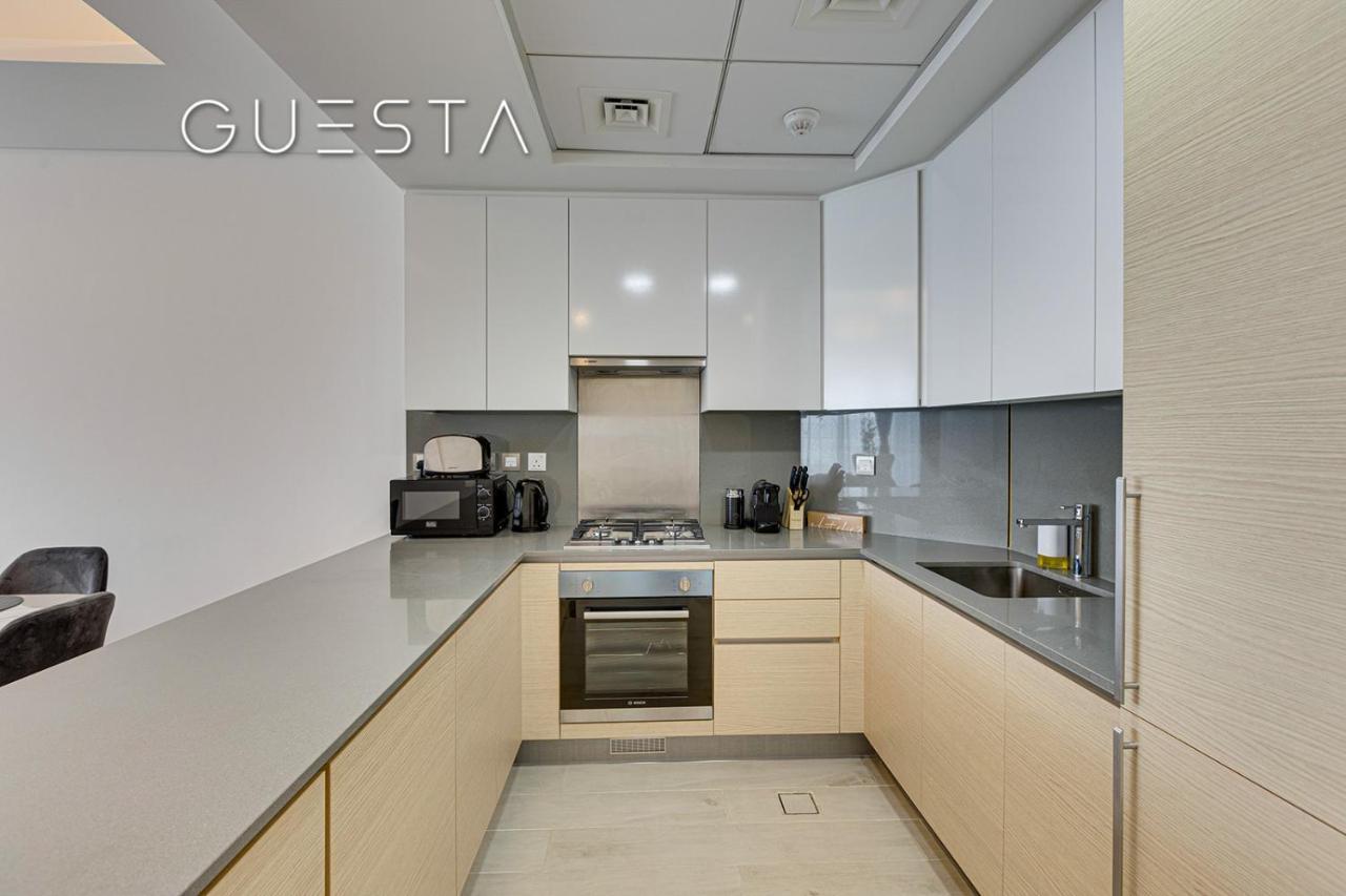 One-Bedroom Apartment with Sea View,1159333220:JPEG