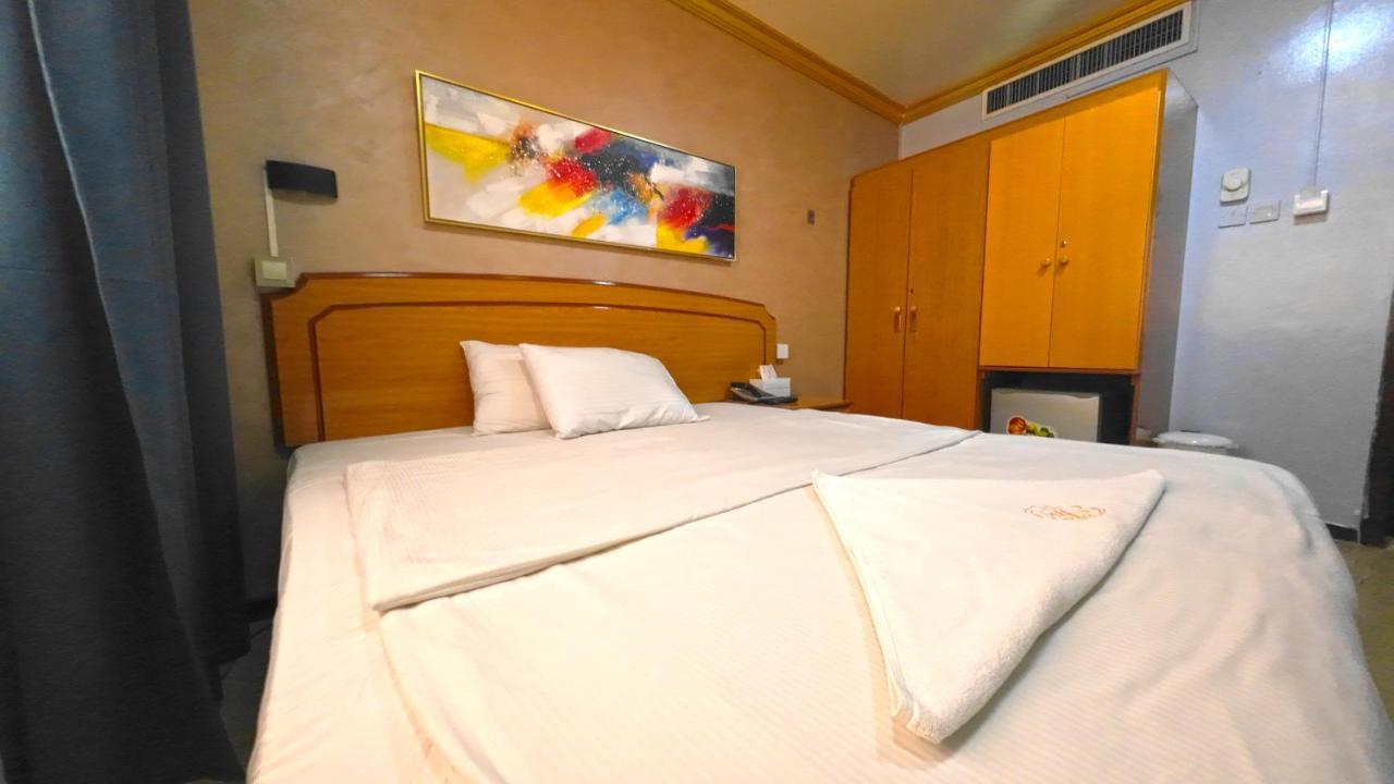 Single Room,1619198156:JPEG
