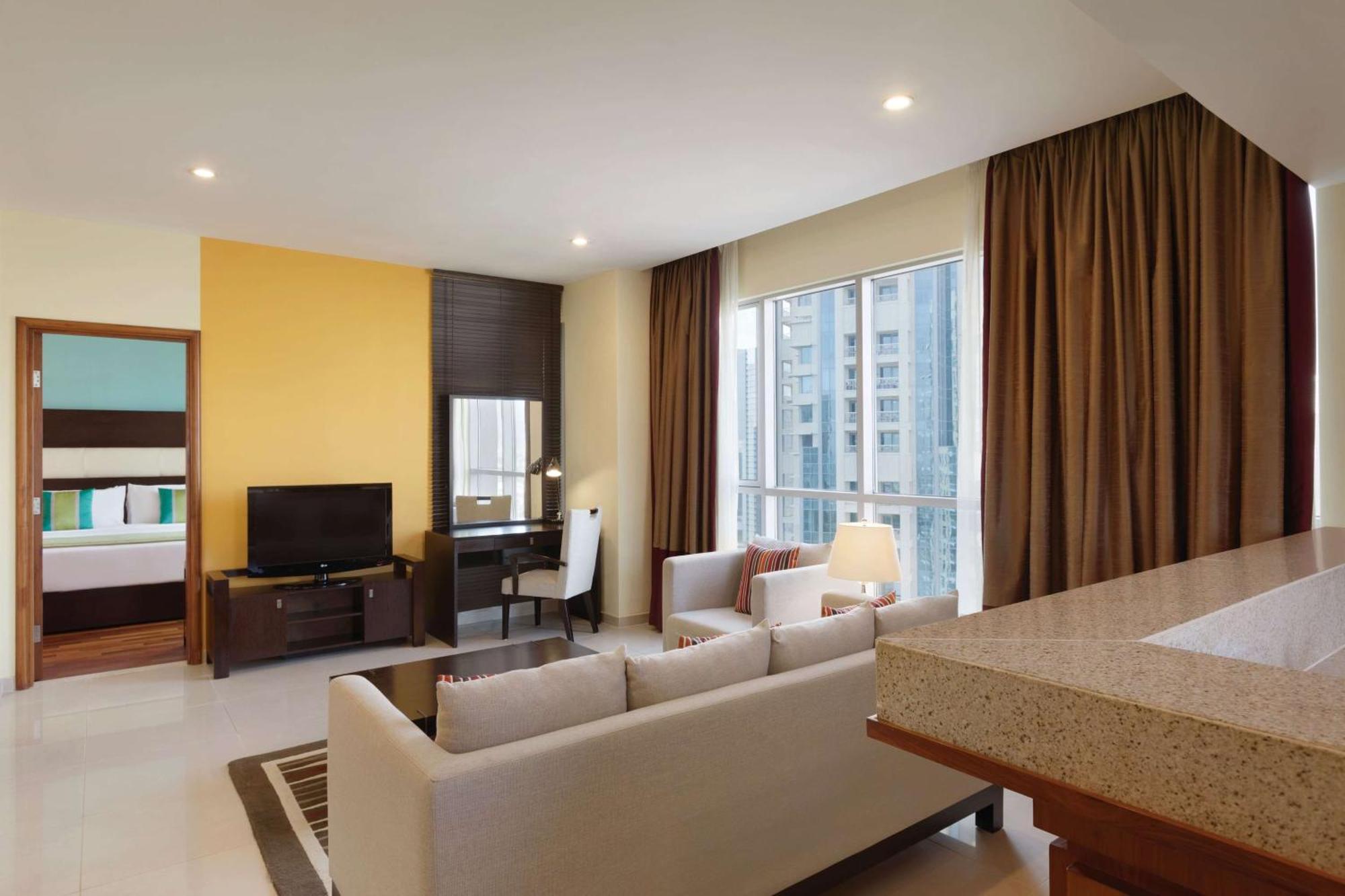 1 Bedroom Balcony King Downtown View Smoking Complimentary Transfer to Kite Beach Dubai Mall Metro Station,1280011702:JPEG