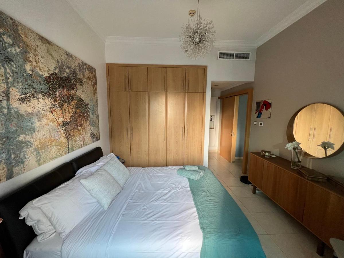 Apartamento com 1 Quarto