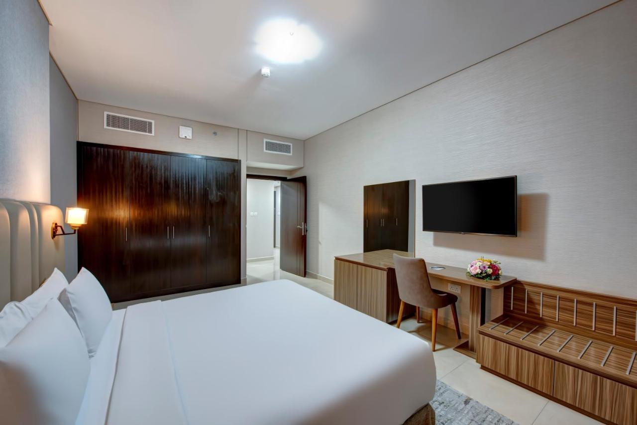 Standard One Bedroom Apartment Guaranteed Early 11am Check & Guaranteed Late Check-Out 4pm on F&B,1395864005:JPEG