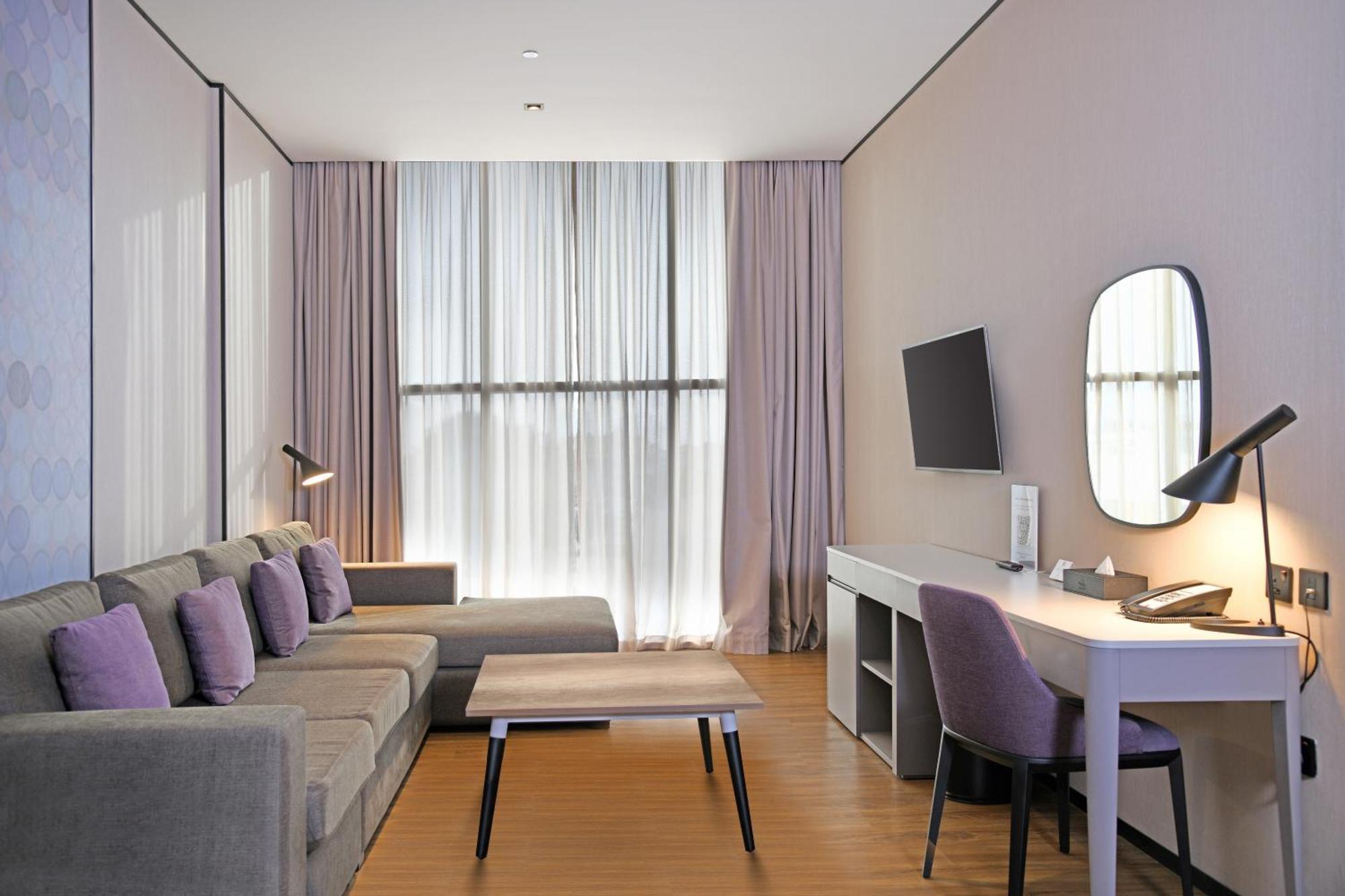 One Bedroom Suite,1458152260:JPEG