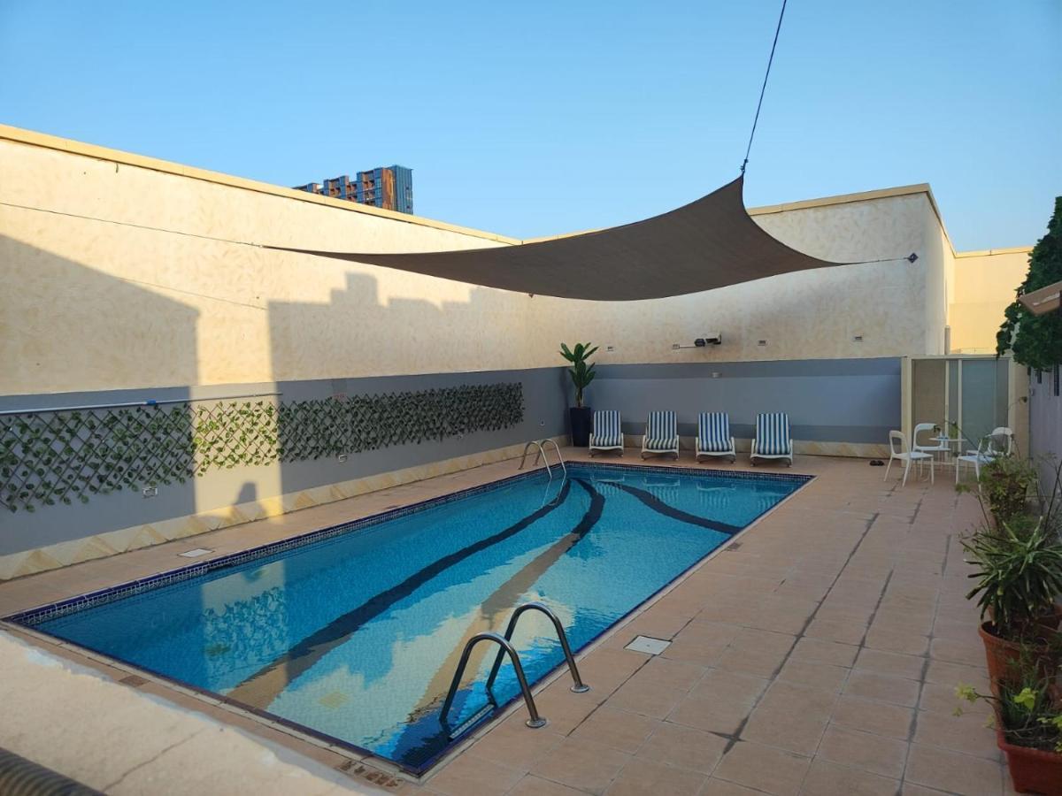 Two-Bedroom Apartment,1498521067:JPEG