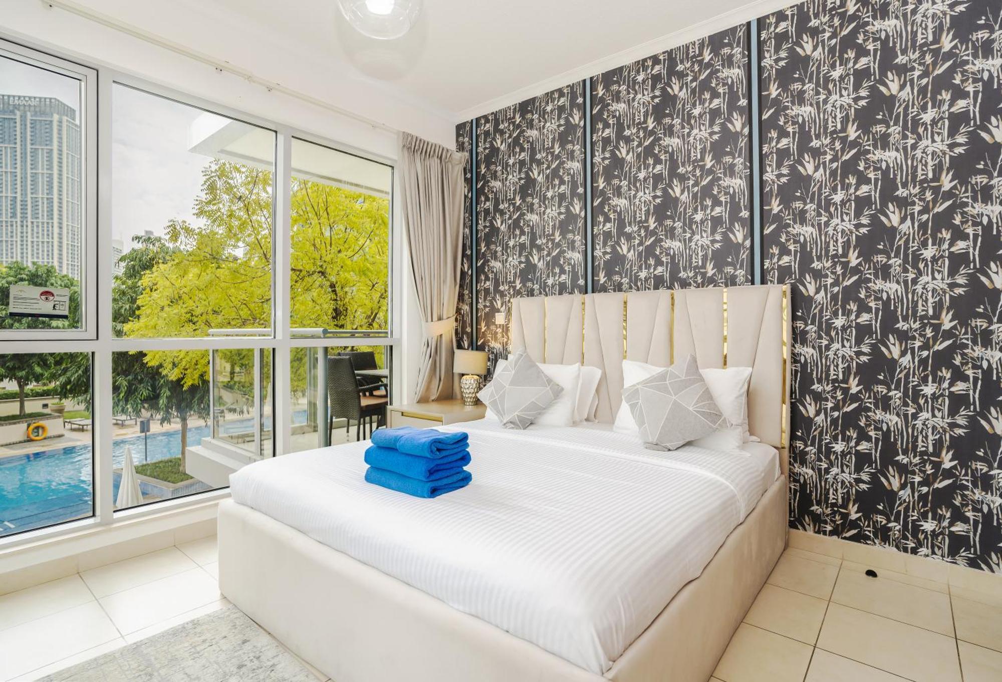 Four-Bedroom Apartment Pool View,1499342083:JPEG