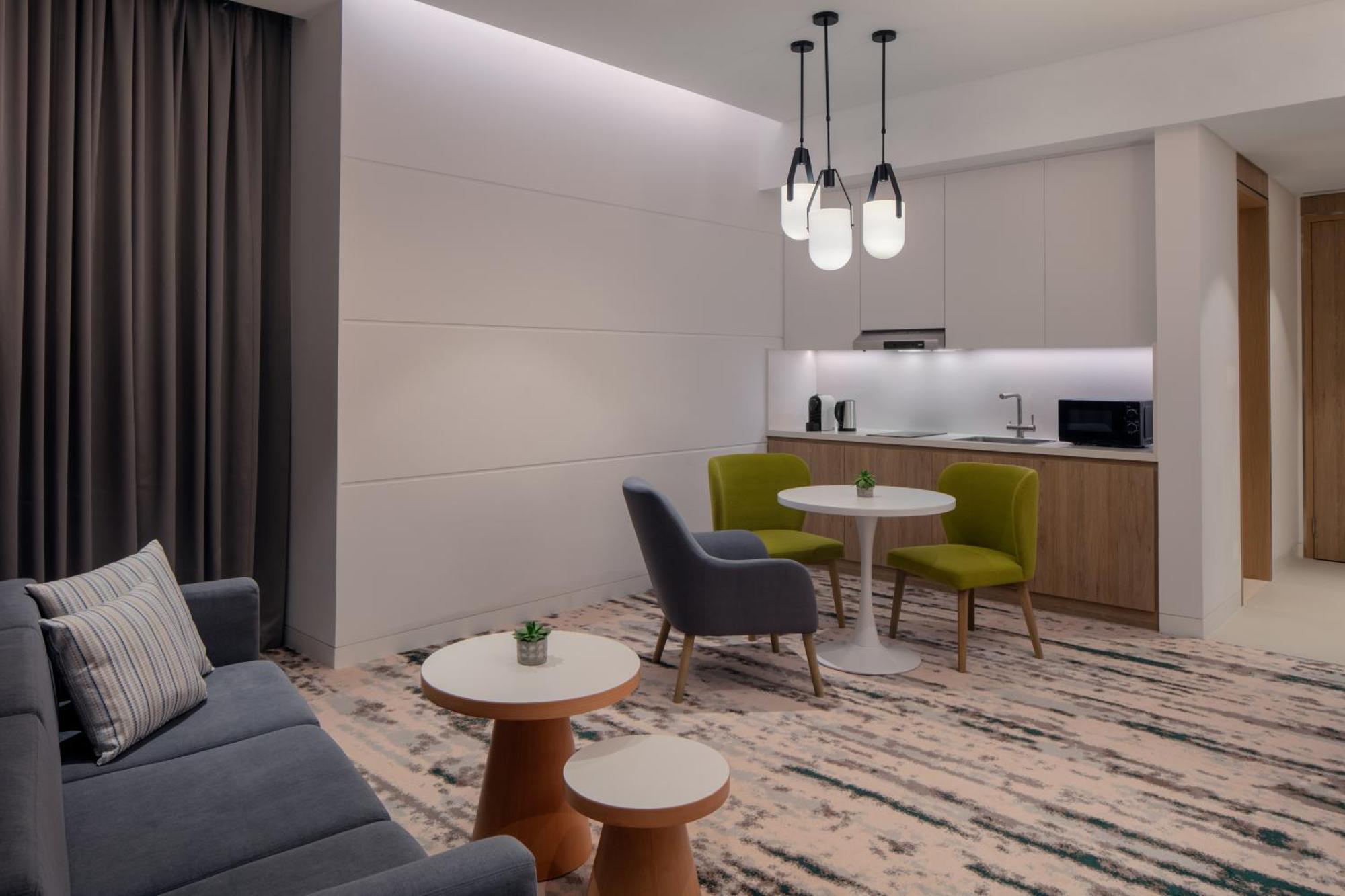 One-Bedroom Suite Kitchenette Burj Khalifa View,1535383639:JPEG