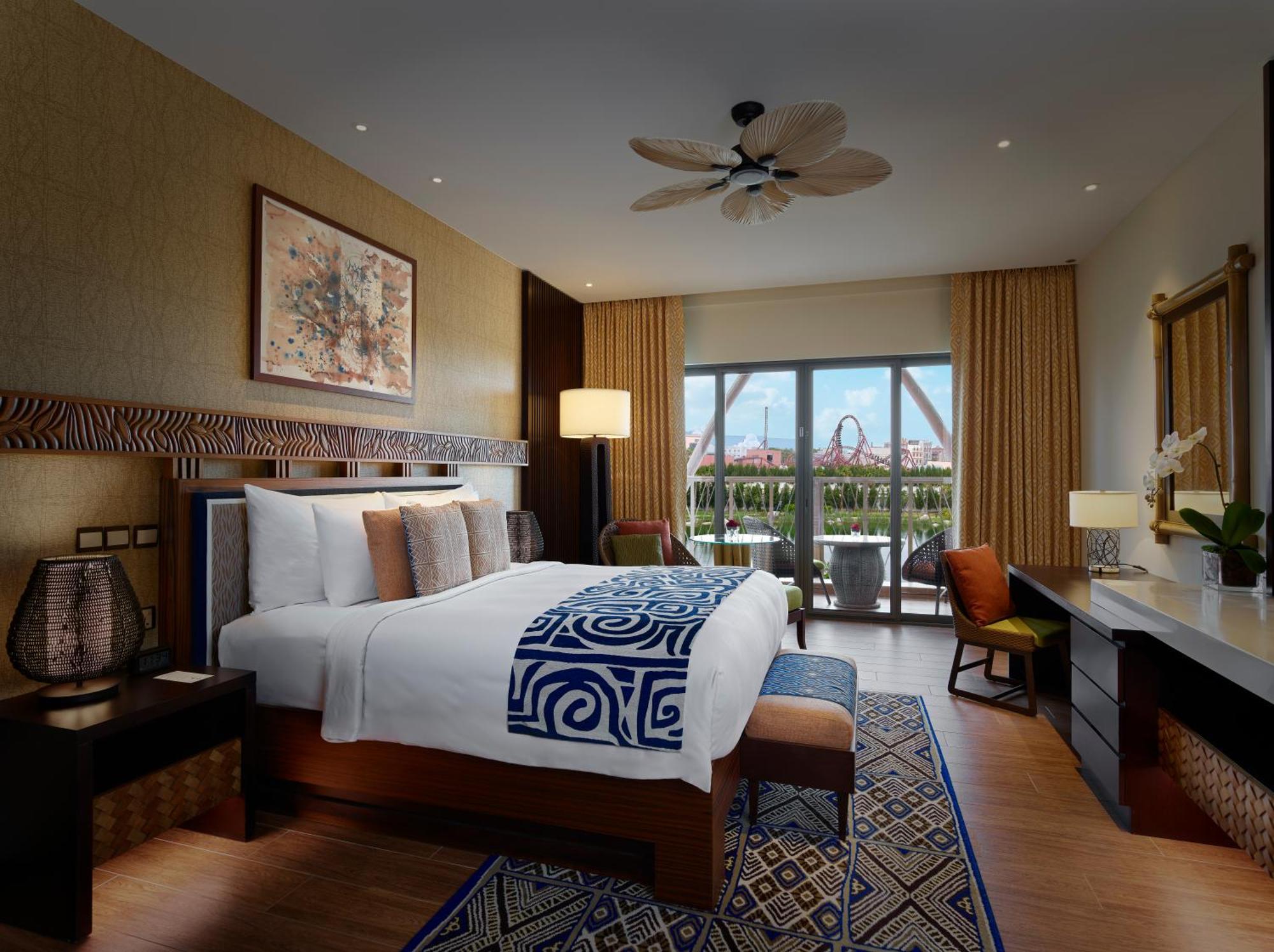 Kamer met 1 kingsize bed, Toegang tot het Themapark en Uitzicht op de Rivier Gratis Toegang tot het Strand van Sheraton JBR en Shuttle naar MOE & Dubai Mall