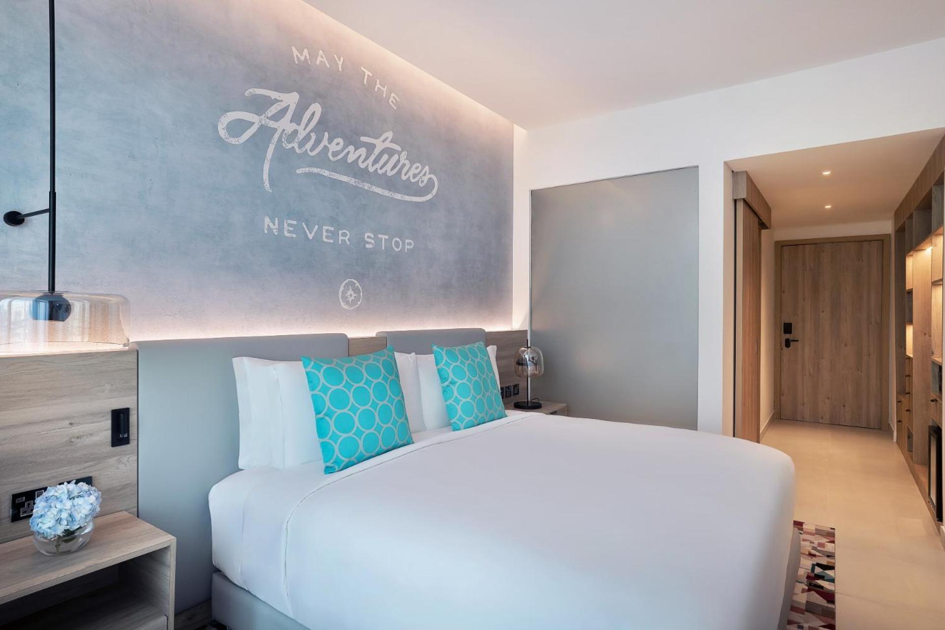 Superior Room Balcony Beach & Rooftop Infinity Pool Access Kids Club Access Shuttle to Mall Of Emirates,1559259040:JPEG