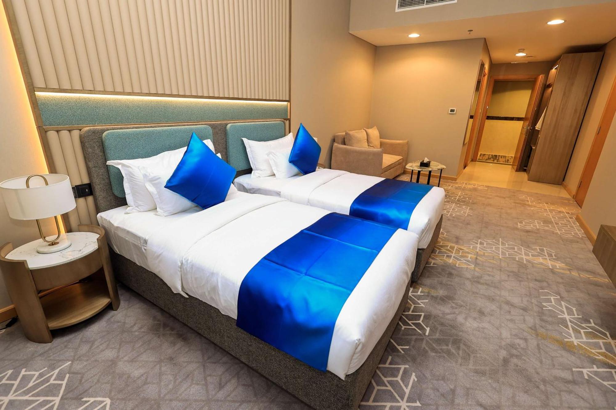 Premium Twin Room Non-Smoking,1603818574:JPEG