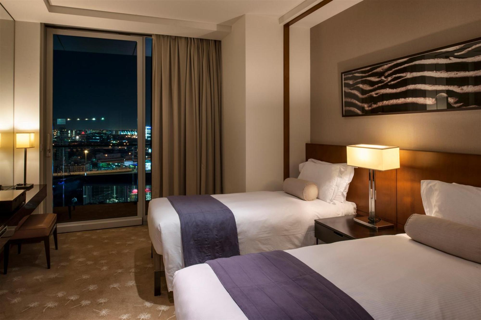 Three-Bedroom Apartment with City View,1624752920:JPEG