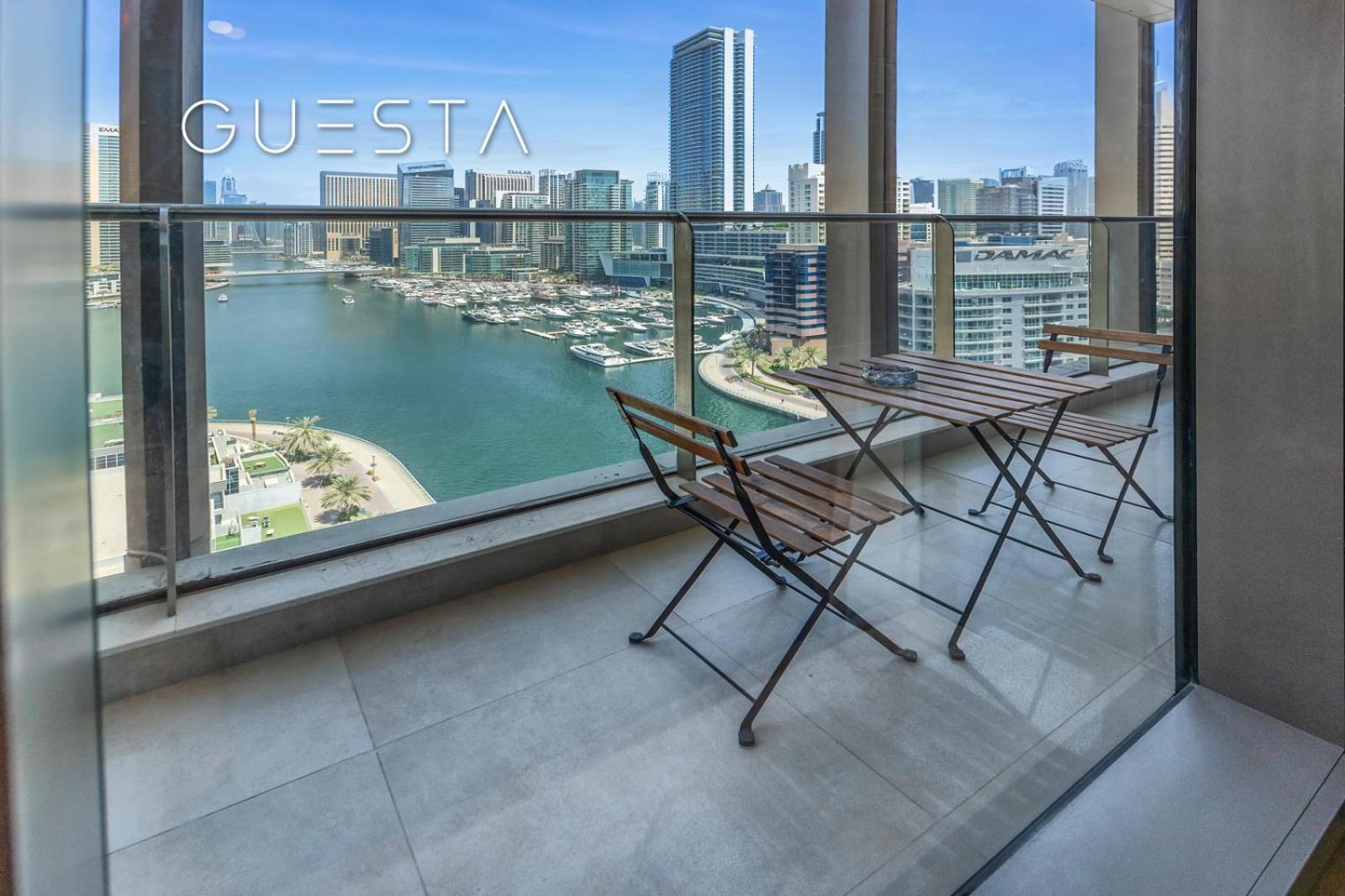 Apartamento de 2 Quartos com Vista Lago