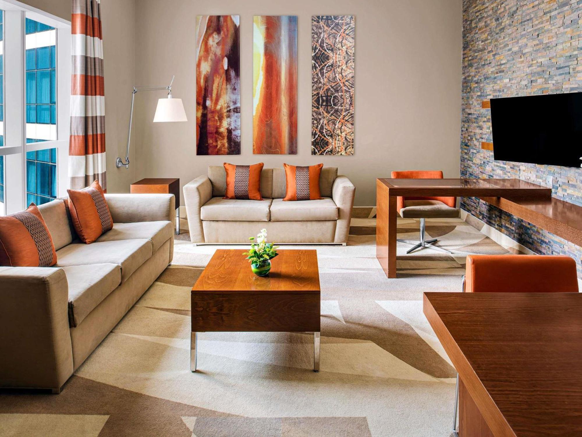 Two-Bedroom Suite,1742849894:JPEG