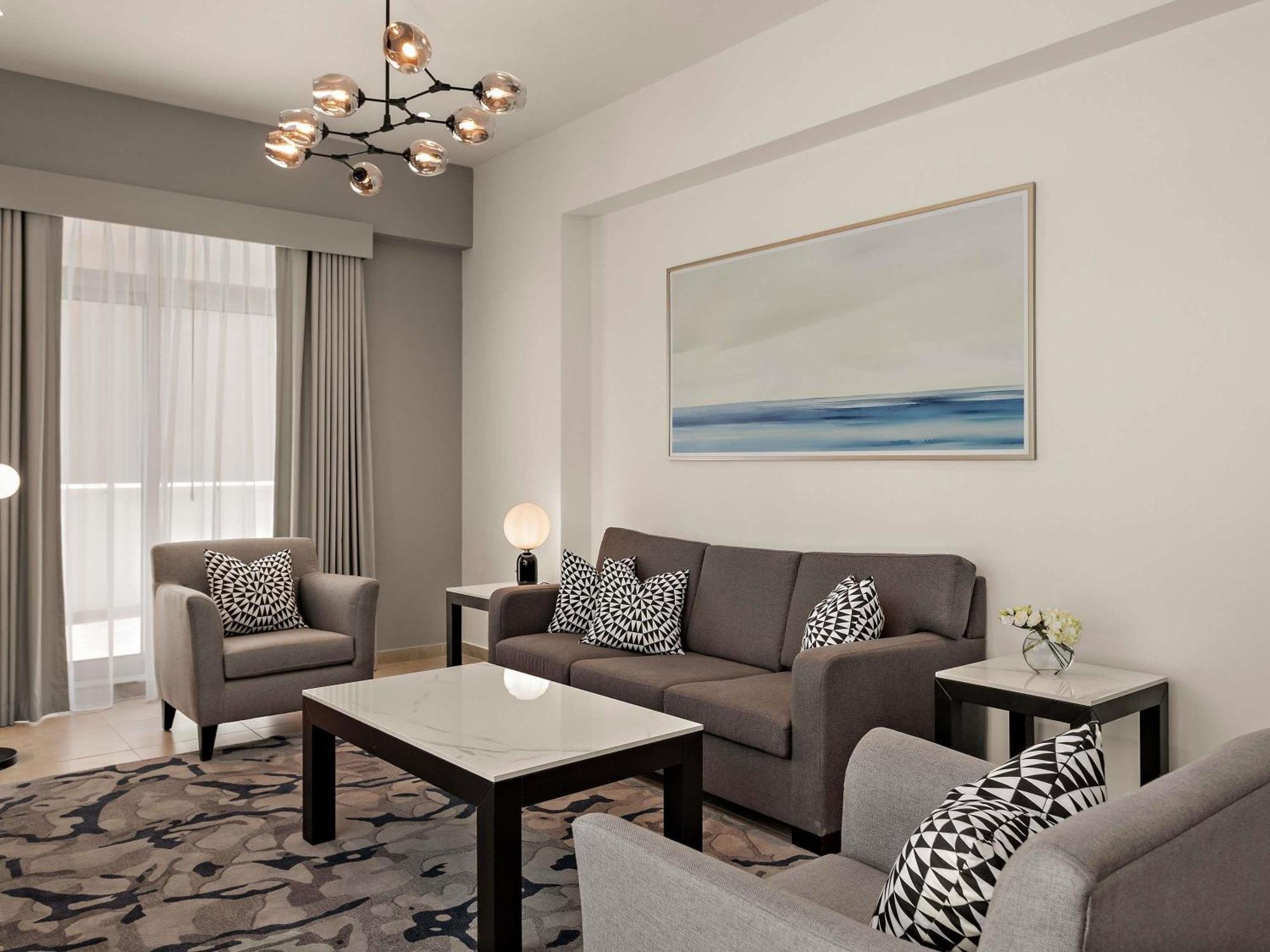 Three-Bedroom Apartment,1766123026:JPEG