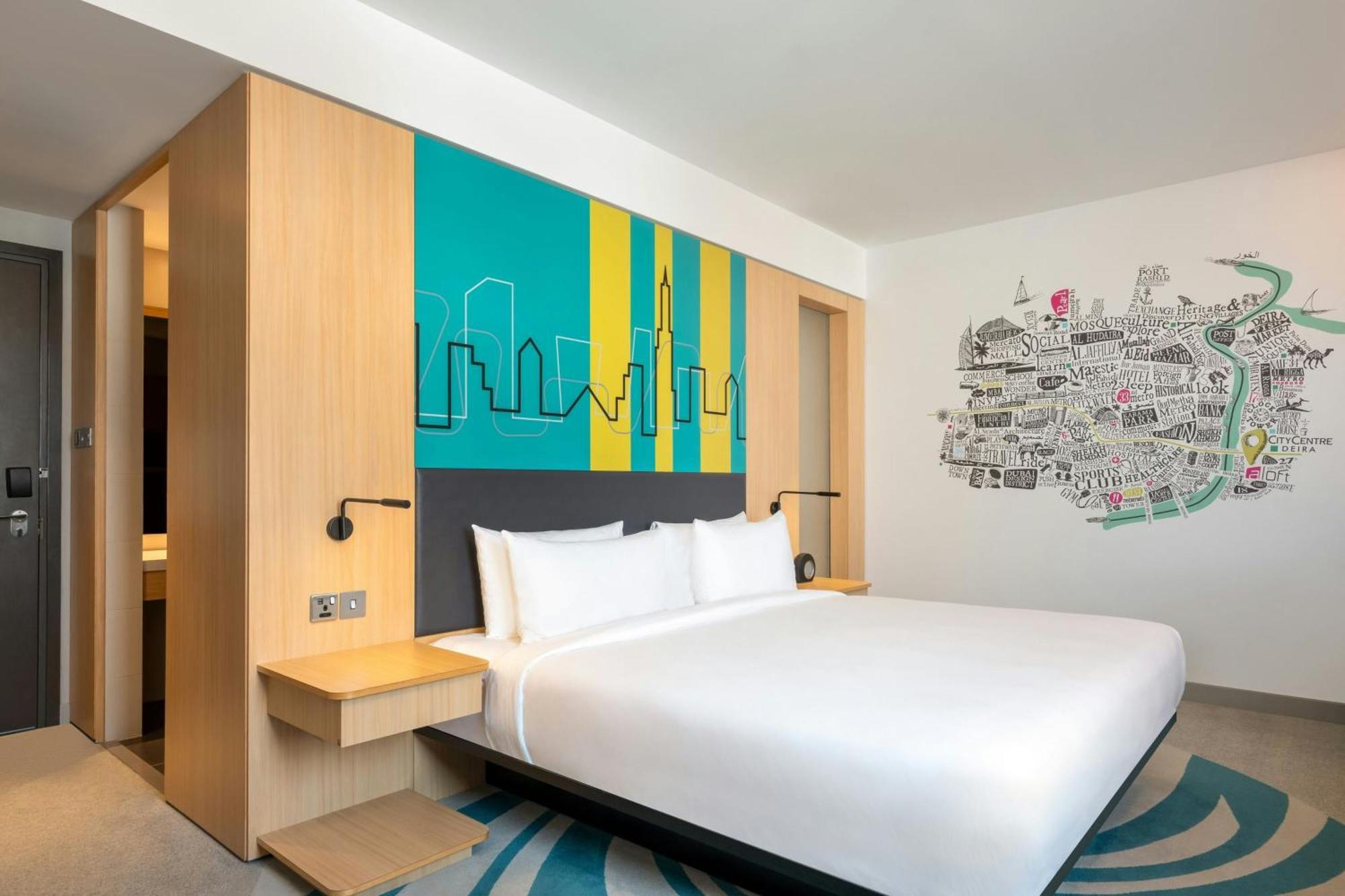 Aloft Room Guest room King City view
