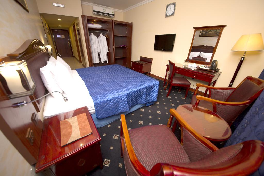 Deluxe Single Room