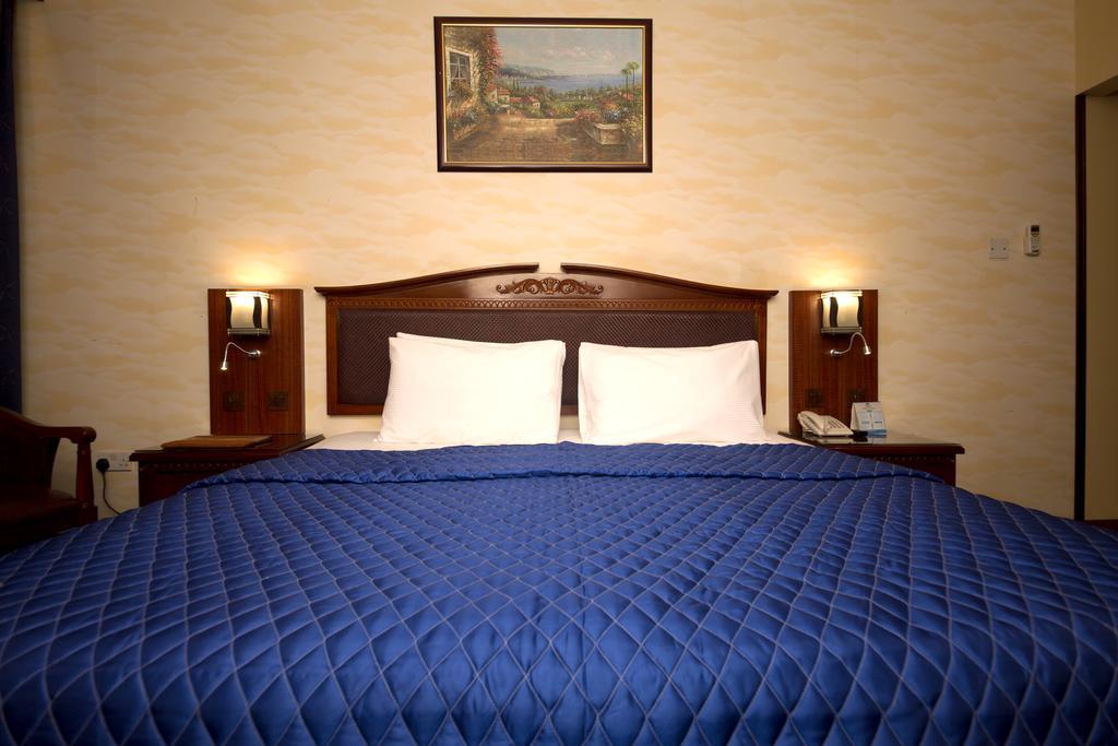 Deluxe Single Room