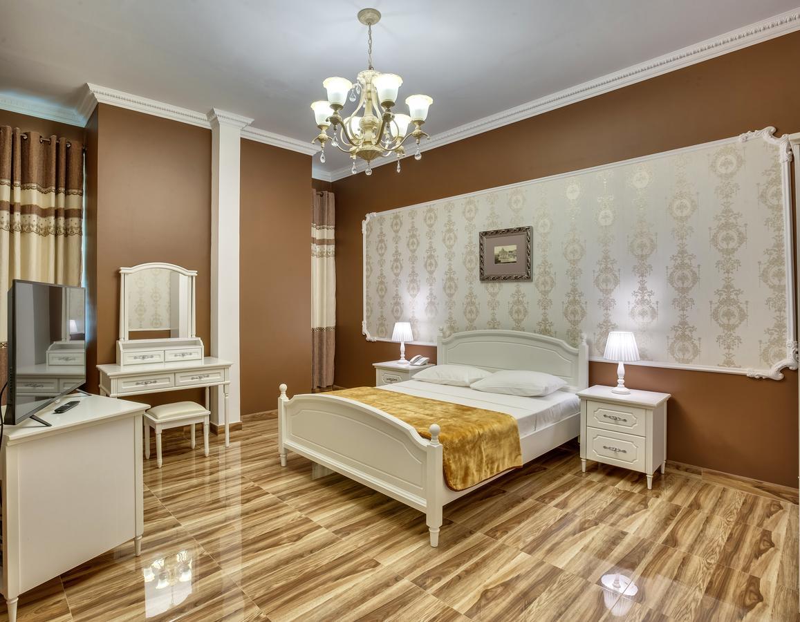 Family Room,644214636:JPEG