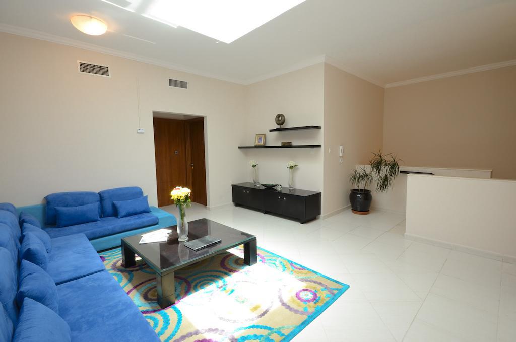 Three-Bedroom Villa,64289911:JPEG