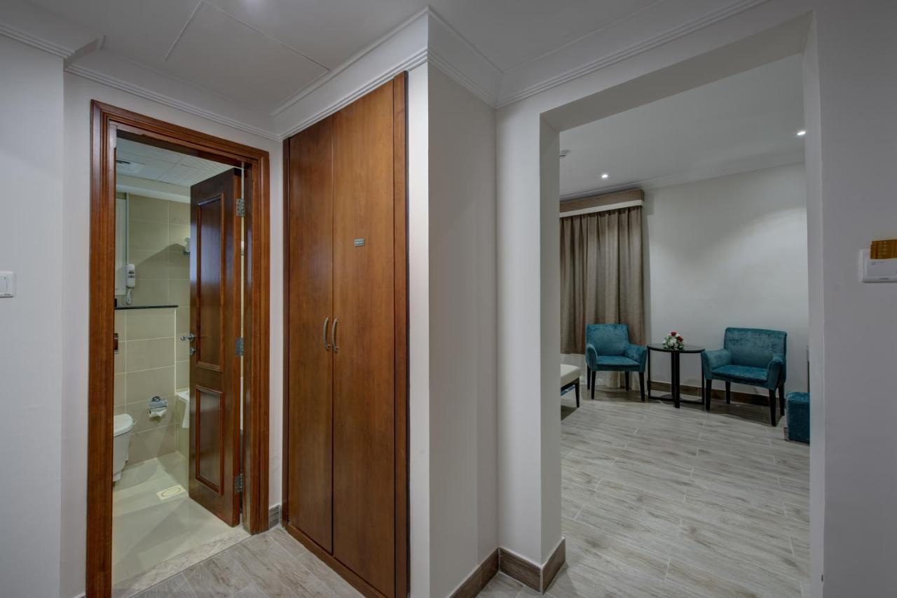 Chambre Deluxe Double ou Lits Jumeaux