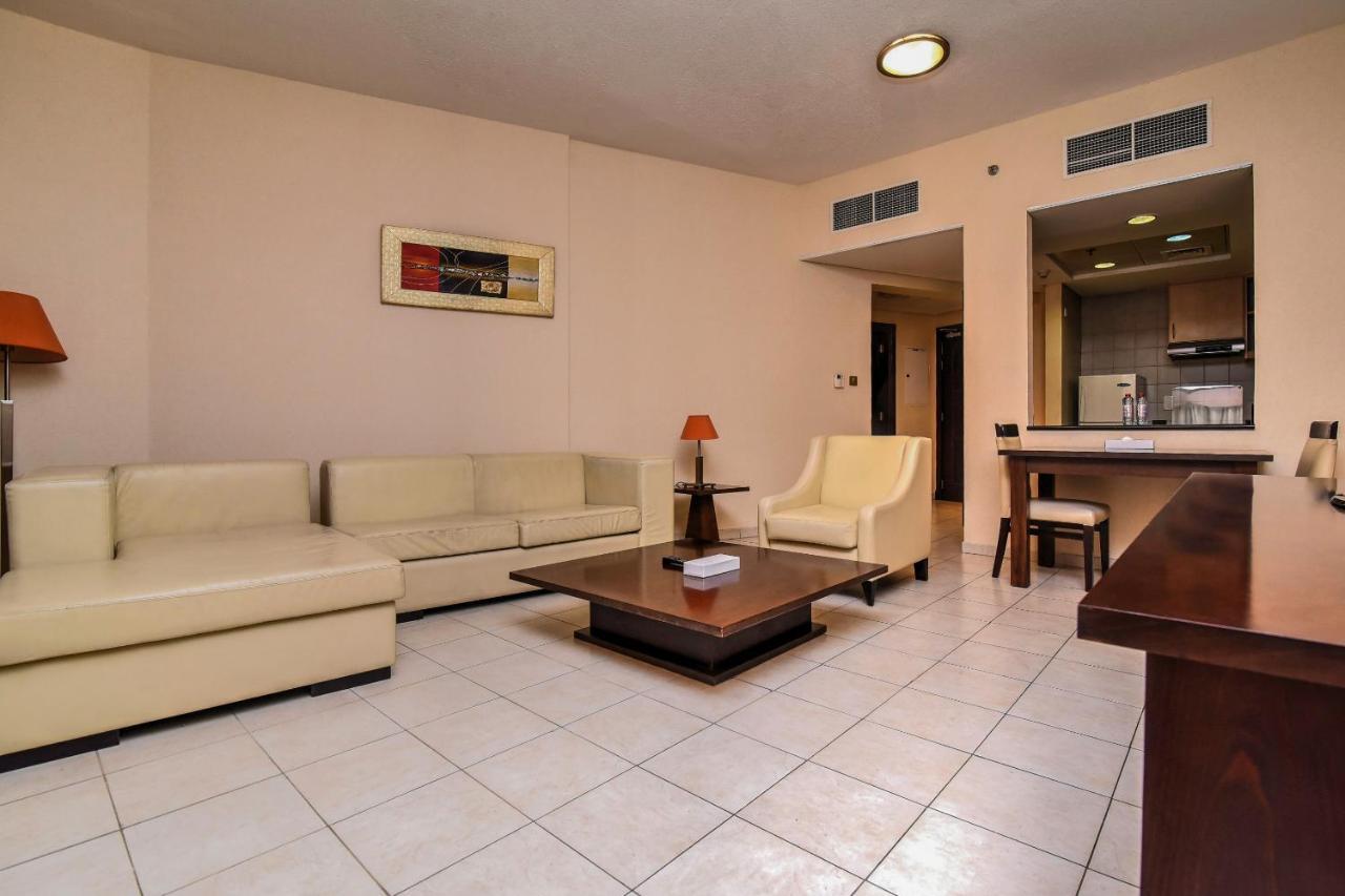 One-Bedroom Apartment,750078680:JPEG