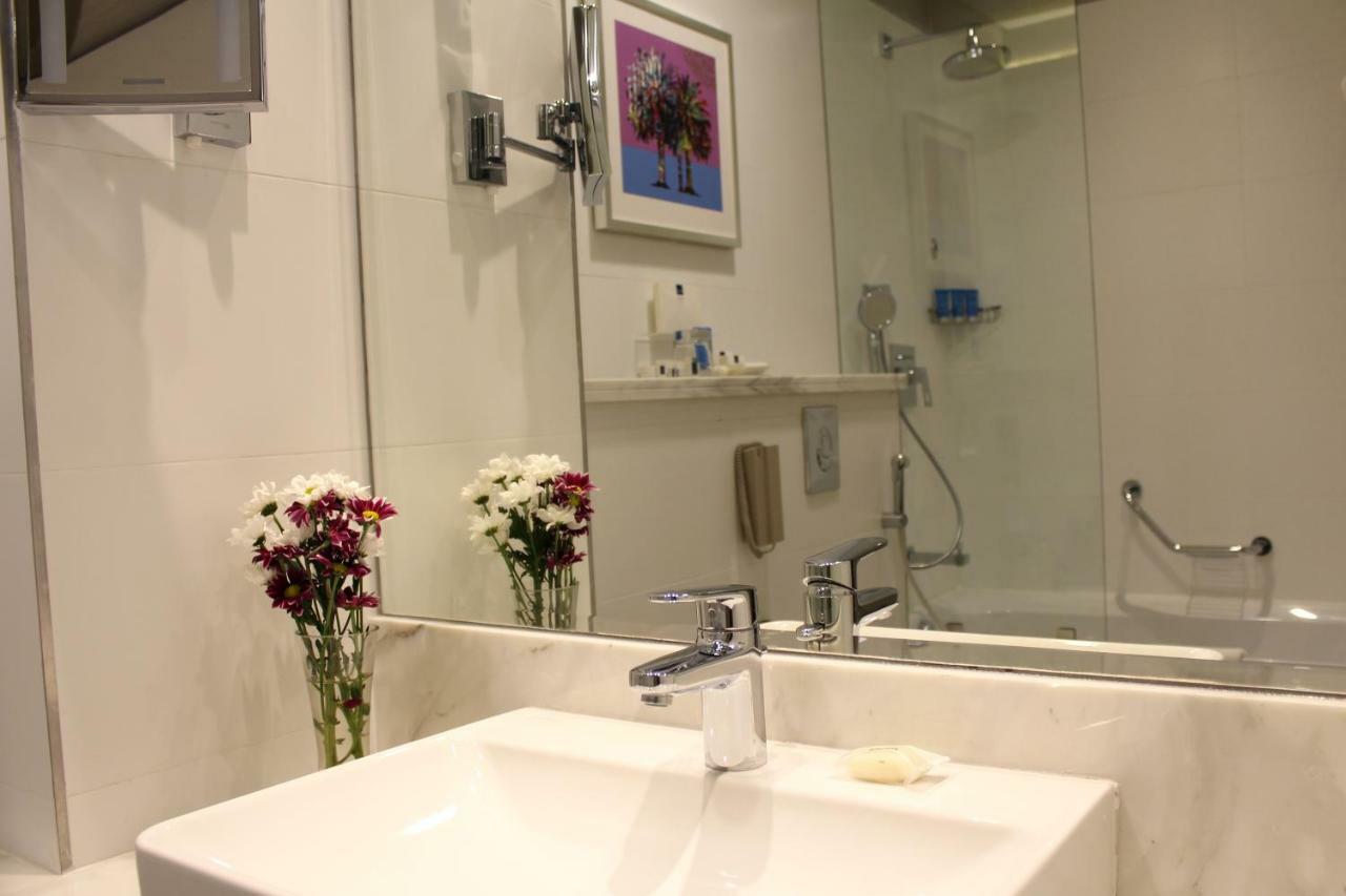 Classic King Room,891186919:JPEG