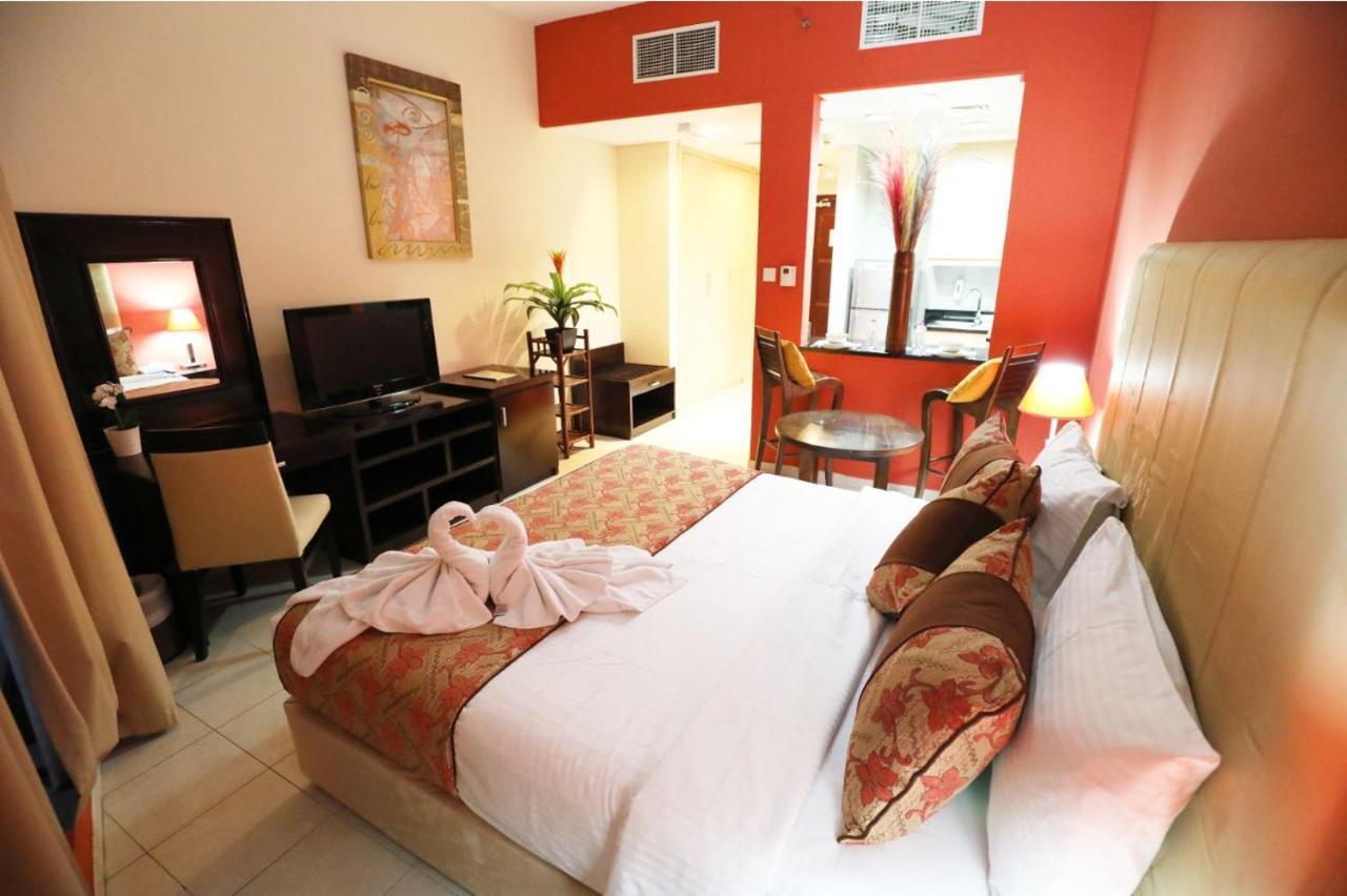 Deluxe Studio Apartment,758604481:JPEG