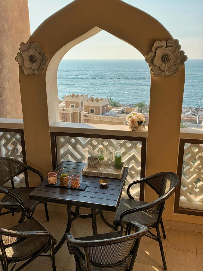 Two-Bedroom Apartment Balcony Sea View,967210399:JPEG