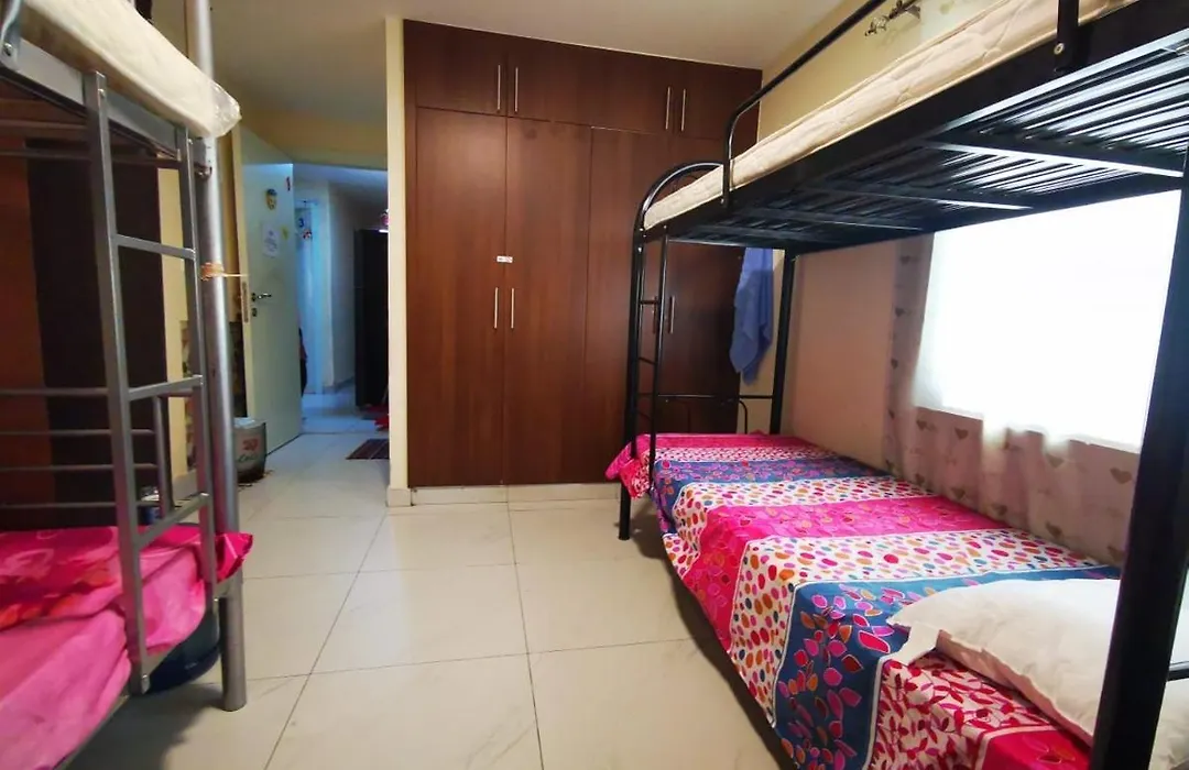 Bed Space For Females Near Metro Station-1