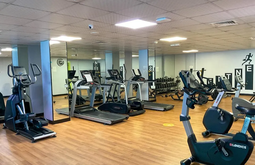 Higuests - Modern Apt In Dubai Marina With Pool And Gym-1