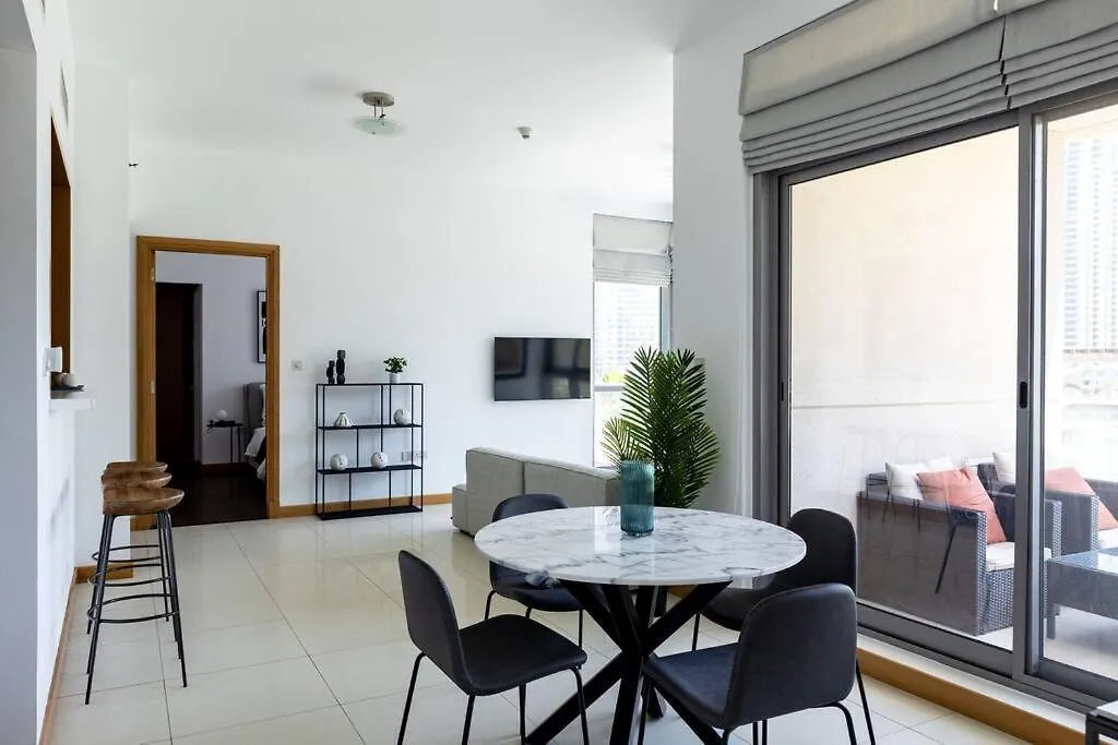 Dubai Marina, Two Bedrooms Apartment With Full Marina View-1