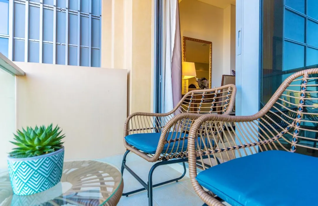 Fully Upgraded Studio With Hotel Facilities Incl,The Address Dubai Marina - Daniels Holiday Homes-1