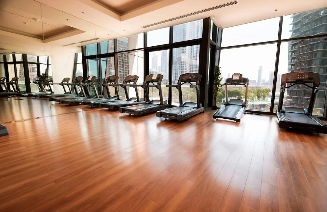 Luxury 2Br Sea & Skyline Views Near Metro & Burj Khalifa-1