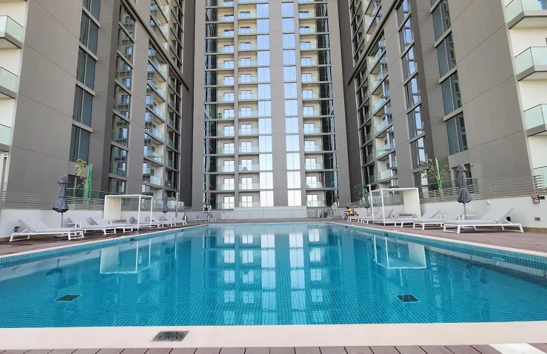 Stay By Latinem Luxury 2Br Holiday Home Cvr B2005 Near Burj Khalifa-1