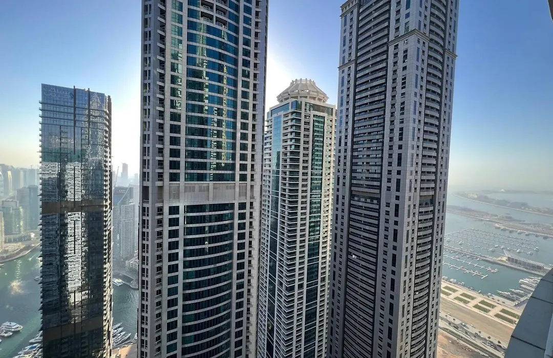 Iconic Marina & Sea Views From The 52Nd Floor-1