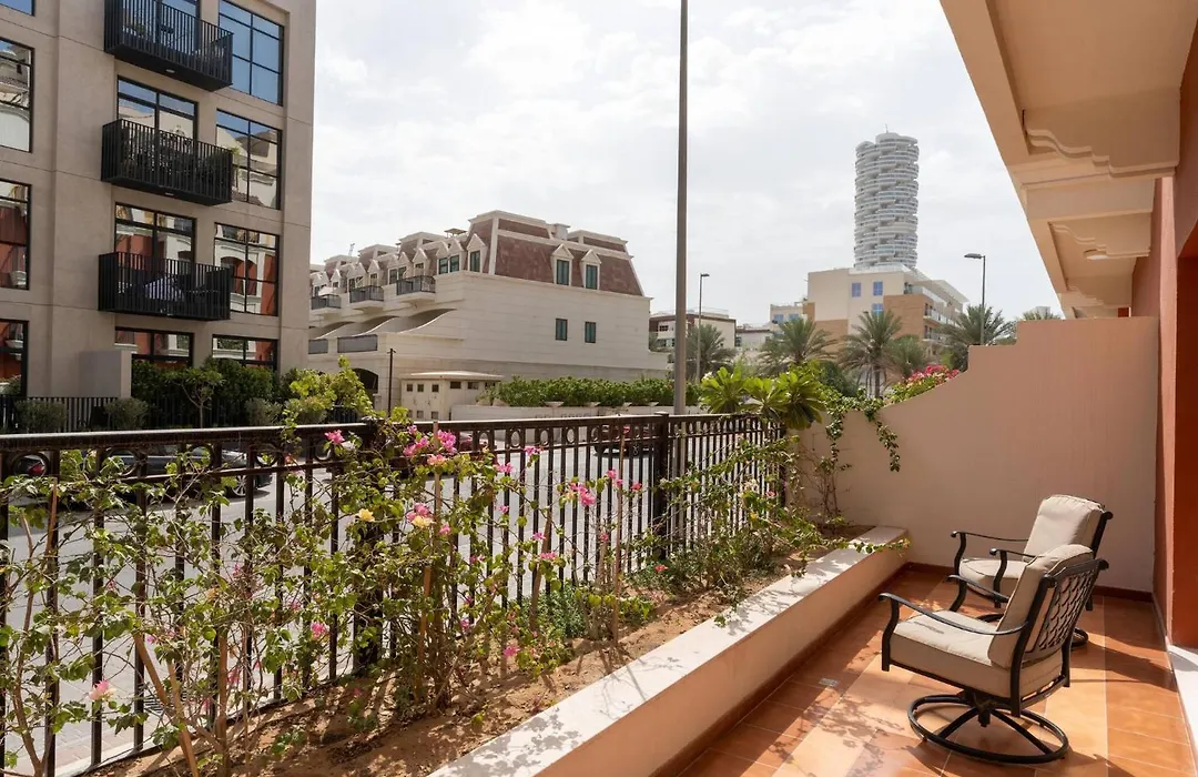 Blvd - Spacious Fully Equipped Luxury Residences - Dubai - Jvc-1