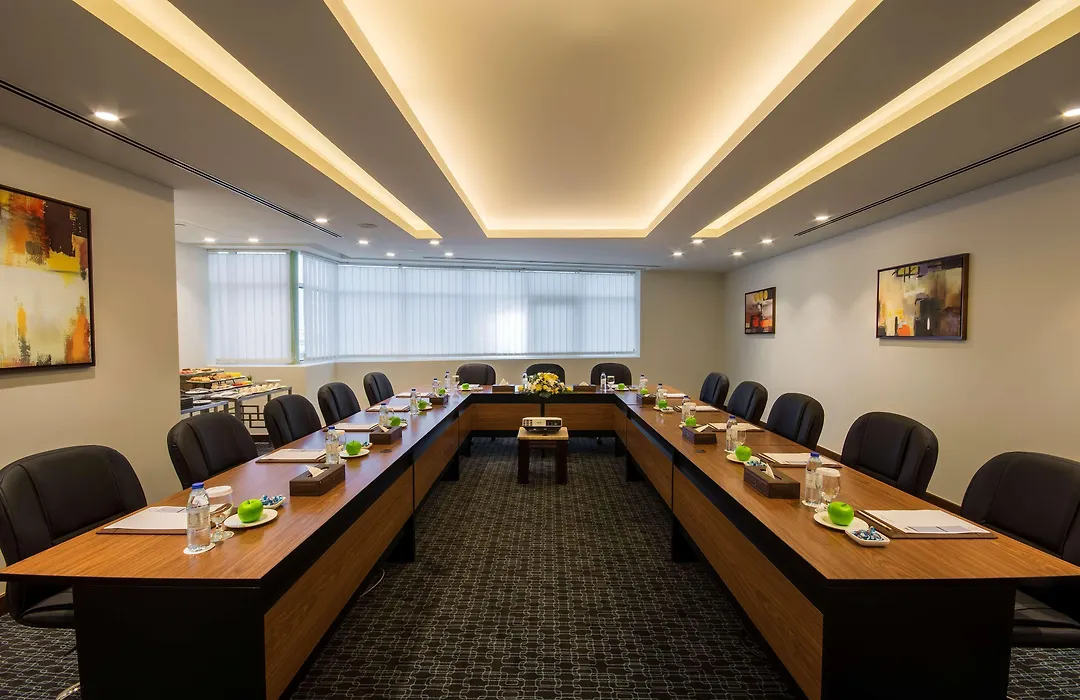 Golden Tulip Media Hotel-1