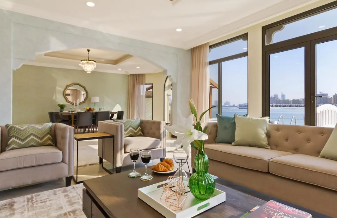 Bespoke Residences - Frond A, 4 Bedroom Luxury Villa In The Palm-1