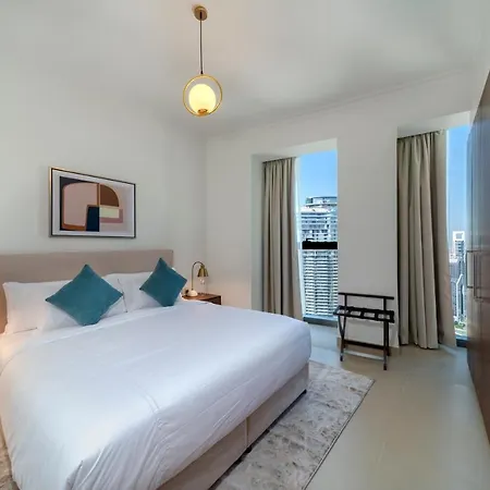 Full Burj Khalifa View: Atlas Homestays - 03 Bedroom At Burj Vista 5005-2