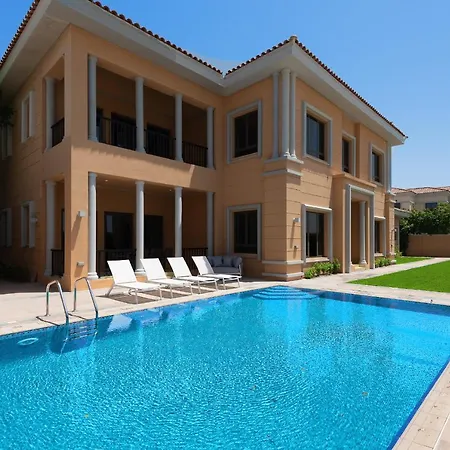 Maison Privee - Prvt Pool & Beach! In Luxury Palm Jumeirah Villa-3