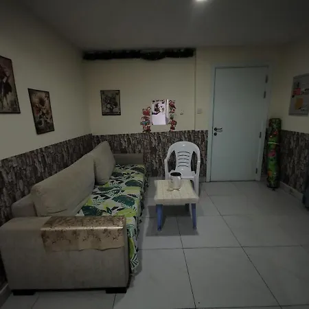 Bed Space For Females Near Metro Station-2