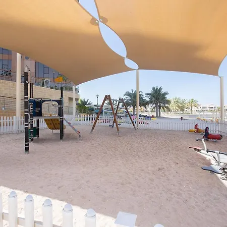 Luxury Apartment With Beach And Sea View-2