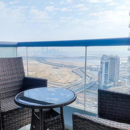 The Signature Vacation Homes In Downtown Dubai-2