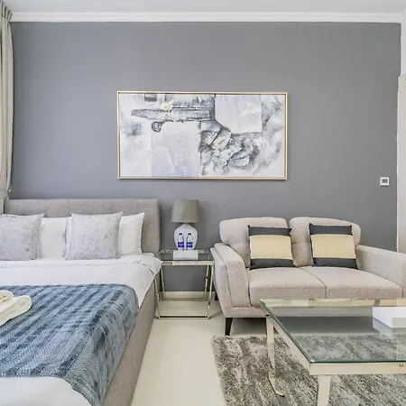 Primestay - Carson Tower A, Damac Hills-2