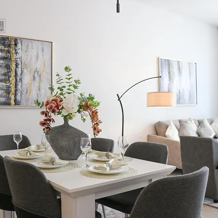 Mira Holiday Homes - Newly 2 Bedroom In Dubai Marina-3