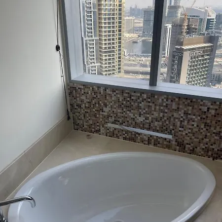 Luxury Apartment Stunning Views-3