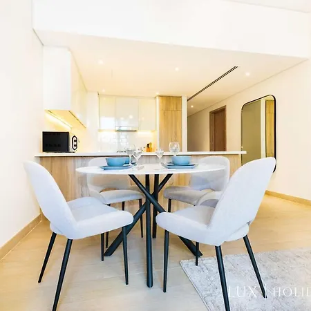 Lux - Contemporary Suite In The Dubai Marina-3