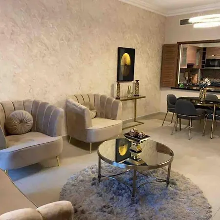 Luxurious 1 Bed Apt With Outdoor Patio - Madinat Badr-3