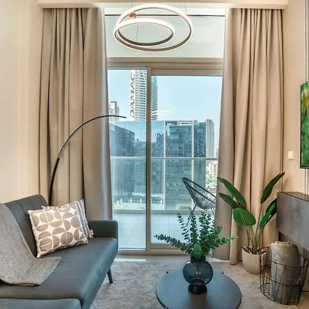 Luxe - Modern 1 Bed & Sofa Bed In Business Bay-2